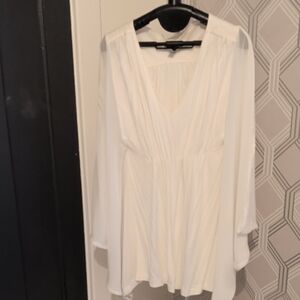 bebe White V-Neck Blouse